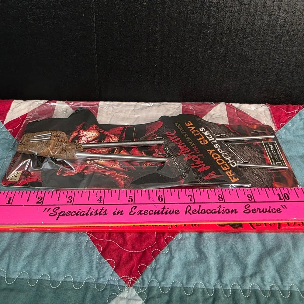 Loot Crate Freddy Glove Chopsticks Unisex Silver Nightmare on‎ Elm Street NEW
